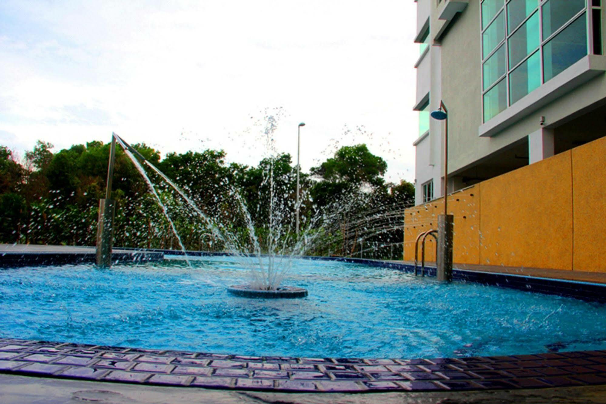 906 Premier Hotel Malacca Bagian luar foto